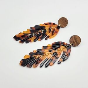 Boho Brown & Black Monstera Leaf Wood Push-back Stud Fashion Earrings